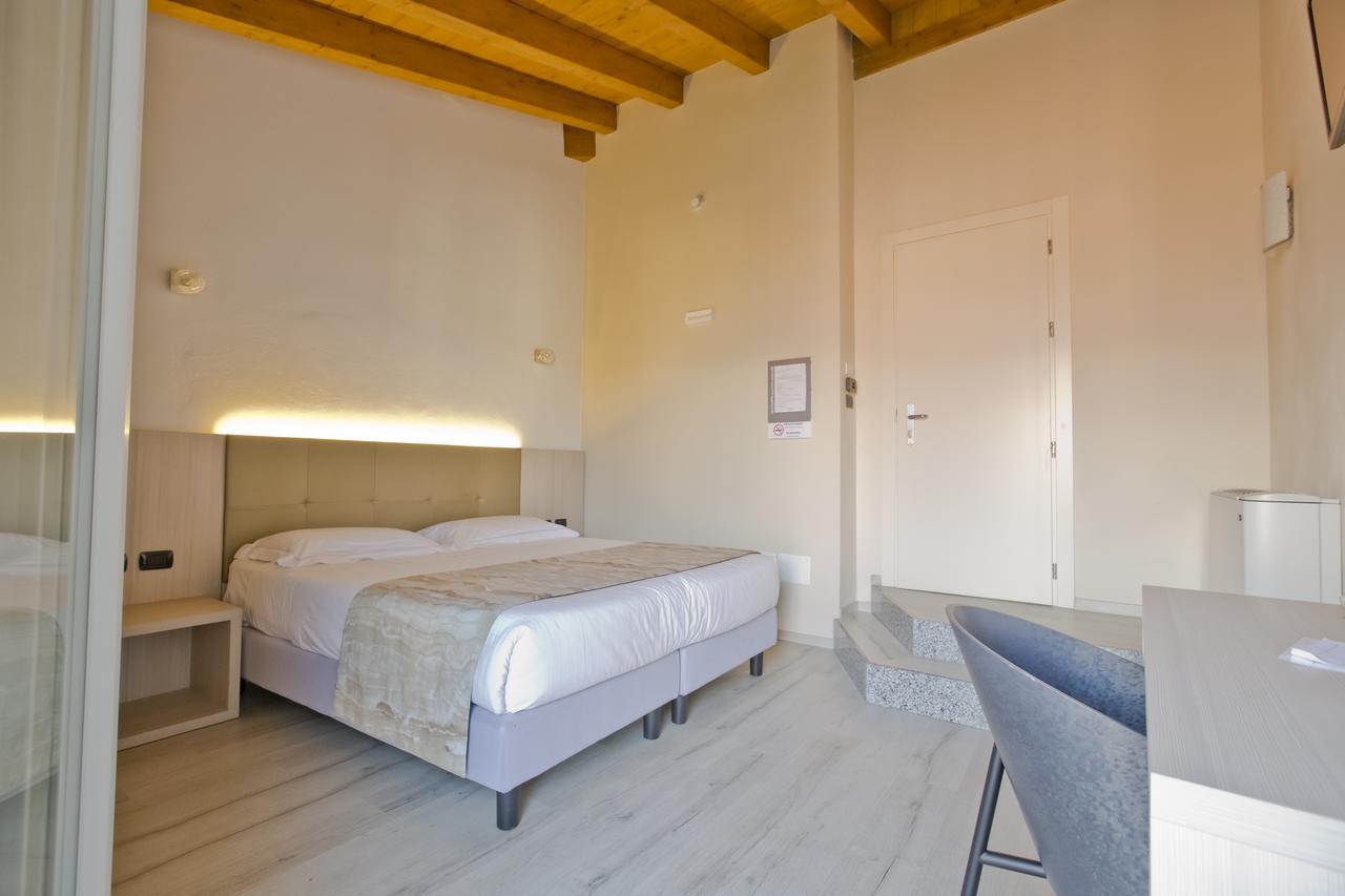Hotel Lago Di Como Colico Dış mekan fotoğraf