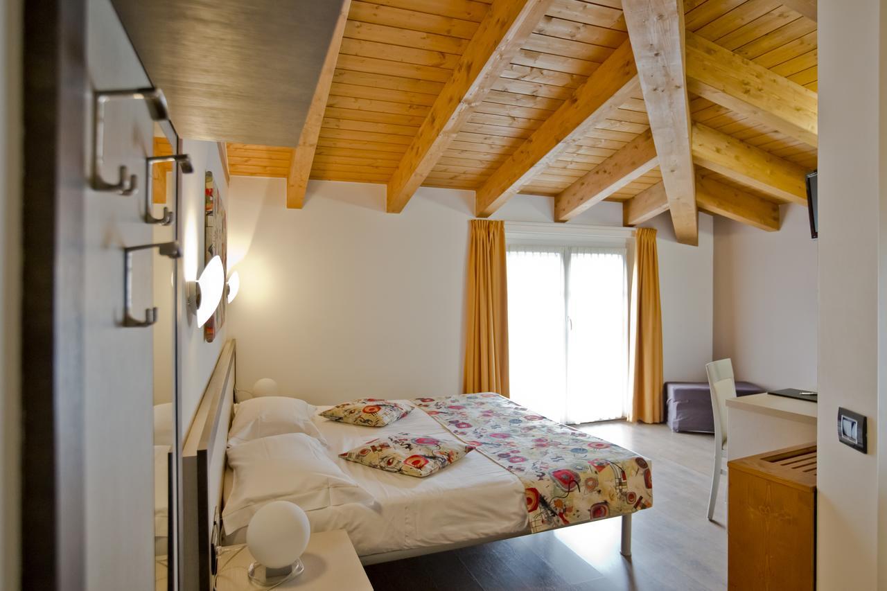 Hotel Lago Di Como Colico Dış mekan fotoğraf
