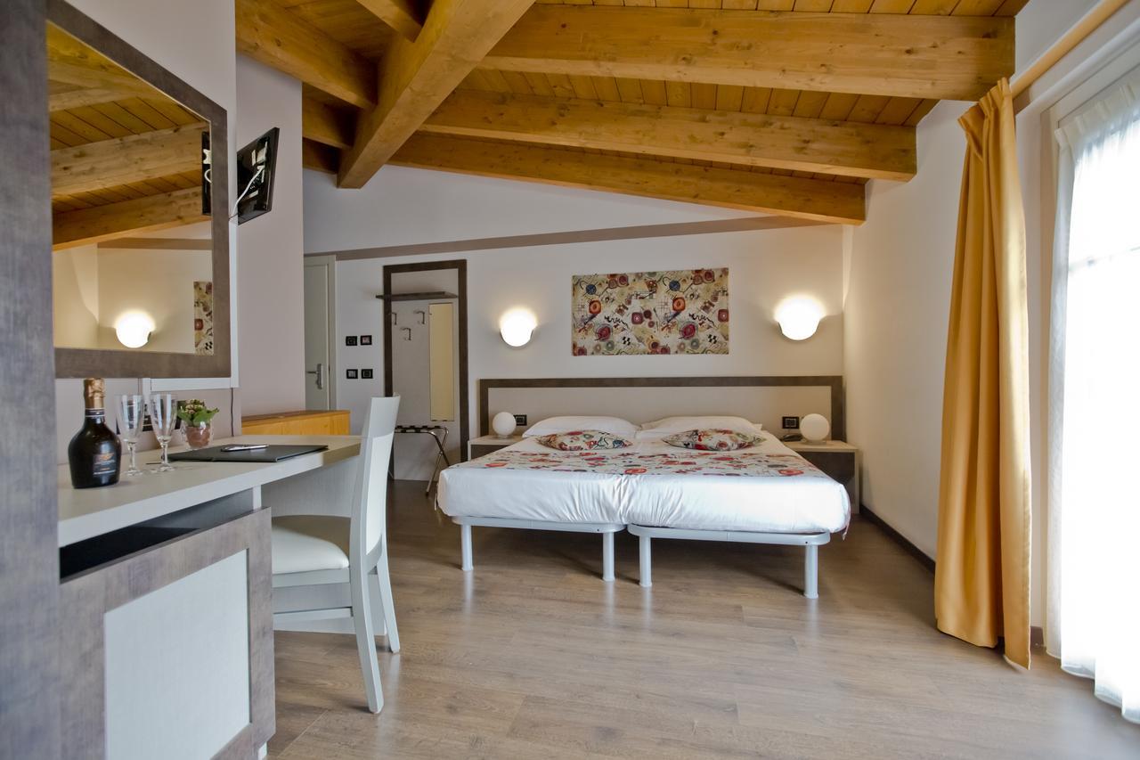 Hotel Lago Di Como Colico Dış mekan fotoğraf