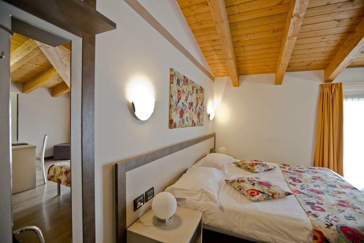Hotel Lago Di Como Colico Dış mekan fotoğraf